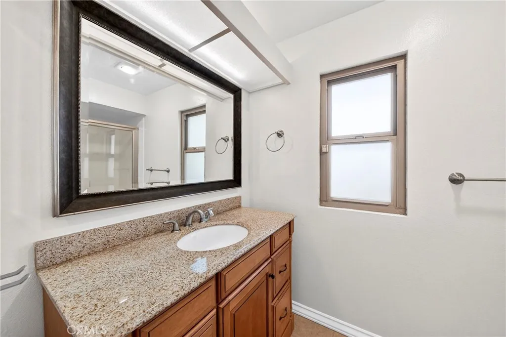https://cdn.realtyfeed.com/cdn/127/306732795/f98e2fb404a052f181b2ab9eff59a2c1.webp
