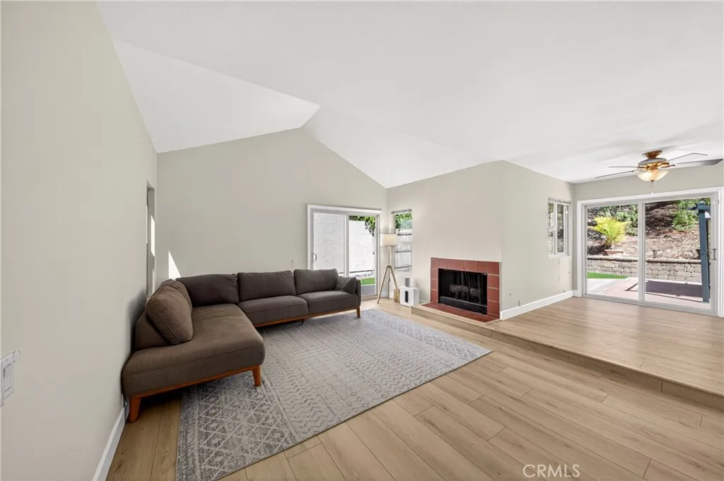 https://cdn.realtyfeed.com/cdn/127/306732795/fea5534a51fb2dcdf1742d802ed82fbc.webp