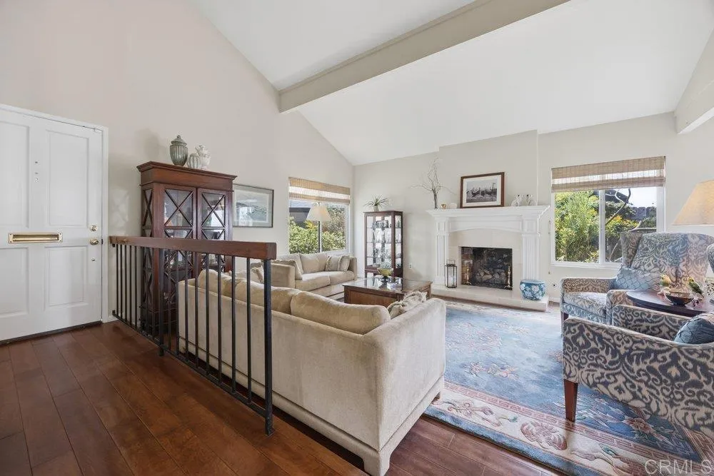 https://cdn.realtyfeed.com/cdn/127/306732798/30d2fc3da6bd2c55b91dadc2acf6c70a.webp