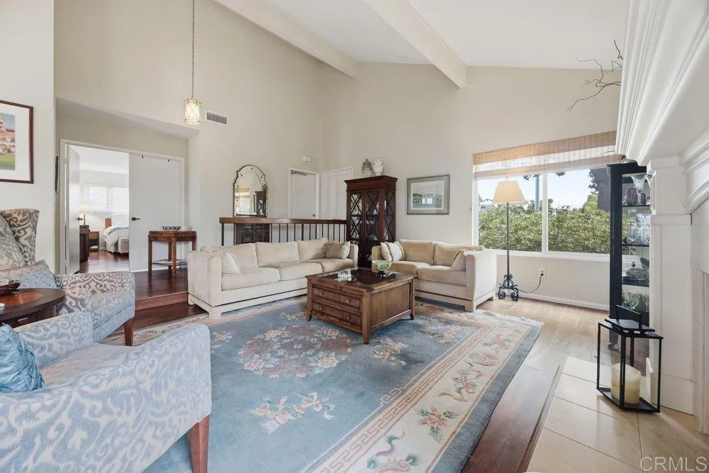 https://cdn.realtyfeed.com/cdn/127/306732798/4b8047a27027acee77688937df591621.webp