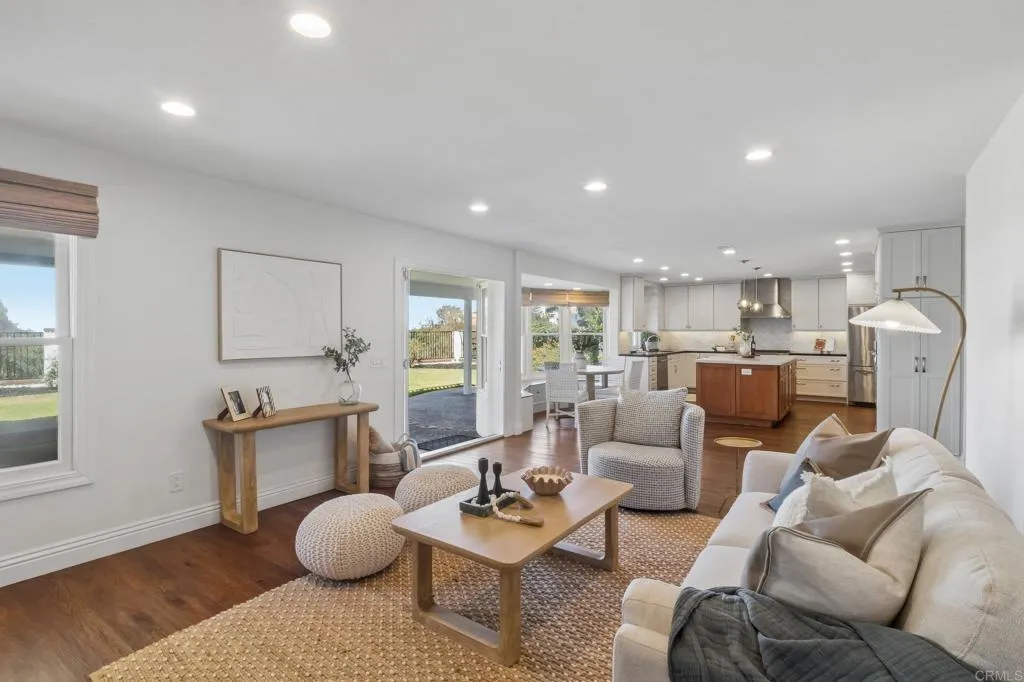 https://cdn.realtyfeed.com/cdn/127/306732799/4fed23657135975bb895cce3d30d327a.webp