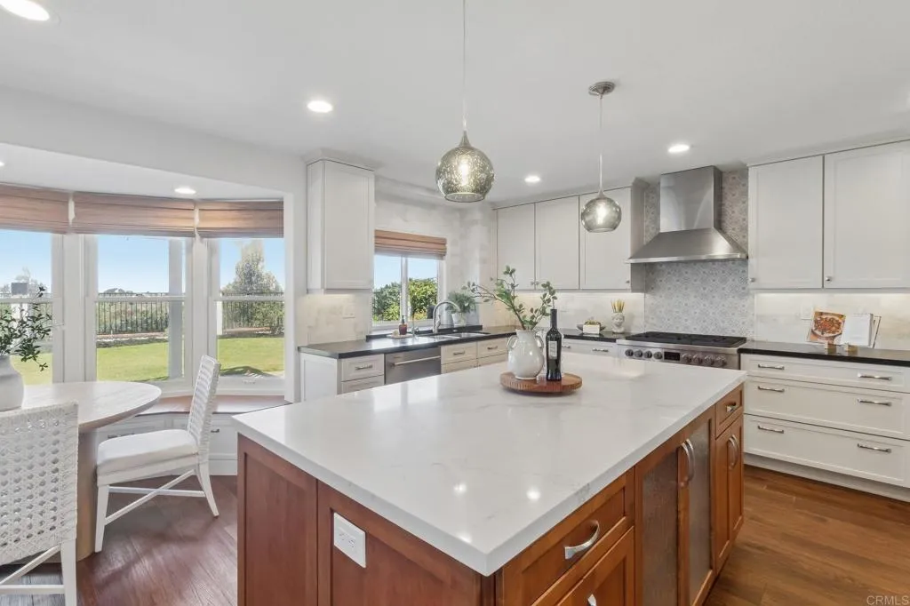 https://cdn.realtyfeed.com/cdn/127/306732799/9c908fcc0bfcaeeb83972b7f70de5bd1.webp