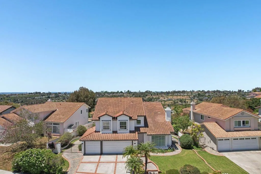 https://cdn.realtyfeed.com/cdn/127/306732799/e288e7b5e7b3bcd0c1cc3a3c33835535.webp