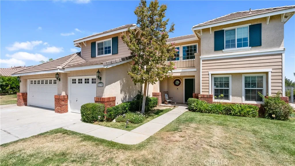 5739 Avenida Entrada, Palmdale, CA 93551 - Photo 4 of 50, Palmdale, CA
