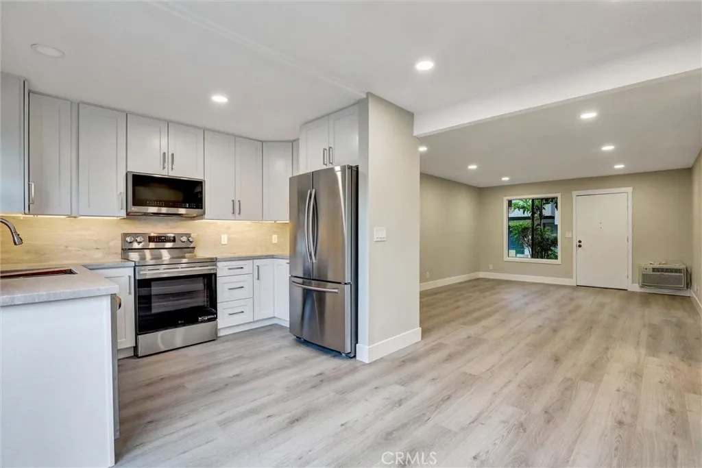 Irvine, CA 92620
