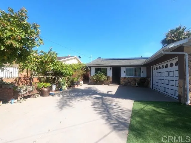 https://cdn.realtyfeed.com/cdn/127/306732849/972e00dd2aab43776798a2a6bdffb8aa.webp