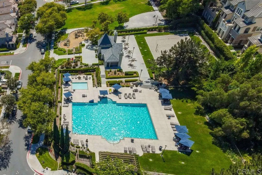 https://cdn.realtyfeed.com/cdn/127/306732855/6ca261682a2dc73b3b688aa003cf8f7c.webp