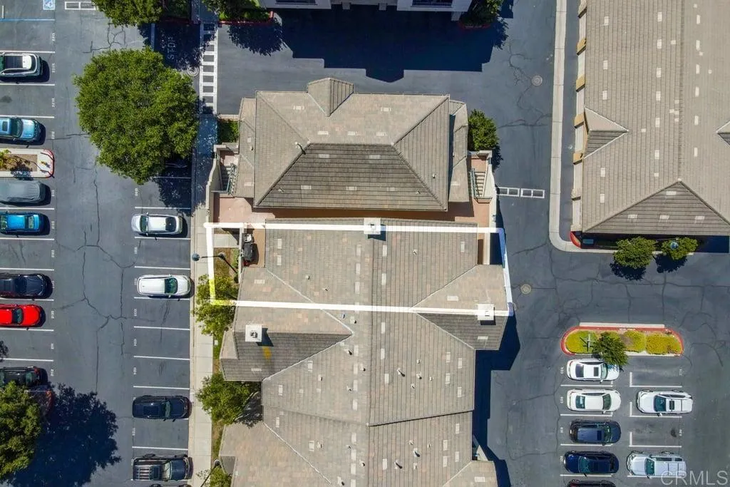 https://cdn.realtyfeed.com/cdn/127/306732855/99ac6d339029630151abea52de8439ad.webp