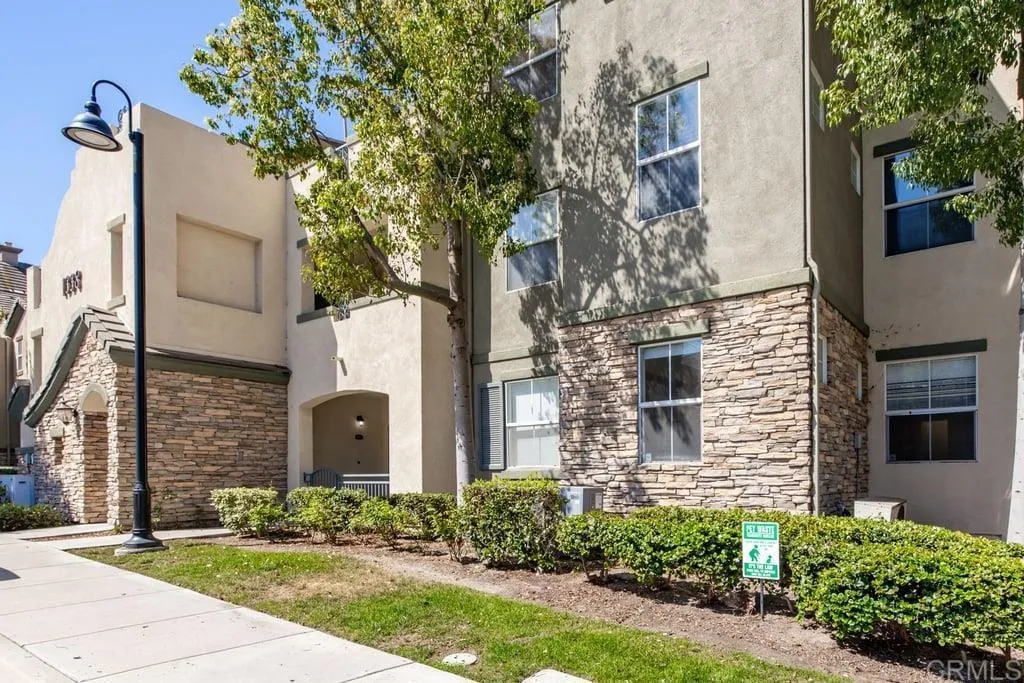 https://cdn.realtyfeed.com/cdn/127/306732855/b07db035ef5c6151a31b18a342ffc186.webp
