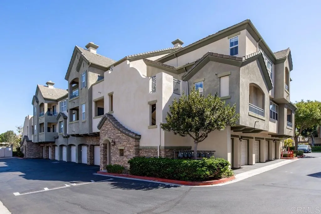 https://cdn.realtyfeed.com/cdn/127/306732855/b95e0e14bff714132c4915e00b1e2cf1.webp