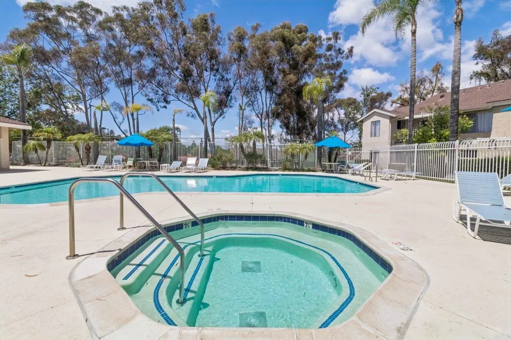 https://cdn.realtyfeed.com/cdn/127/306732892/1e8112c92ec470522d7d9d2e0ec494fd.webp