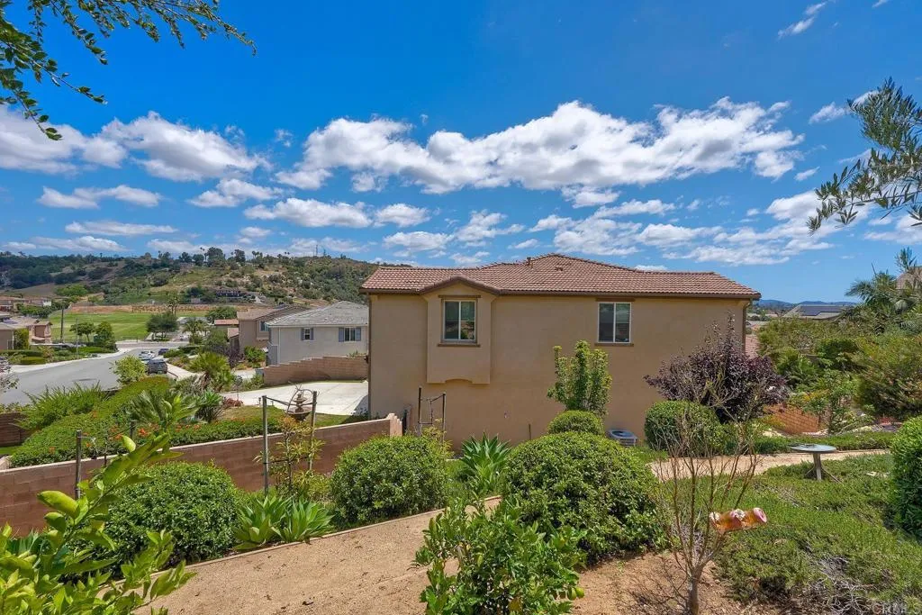 https://cdn.realtyfeed.com/cdn/127/306732914/021e86de90d6134e2f71bc0b98fbdd8c.webp