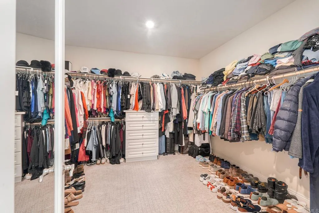 https://cdn.realtyfeed.com/cdn/127/306732914/602373d184dcc655661b7f7c4734408b.webp