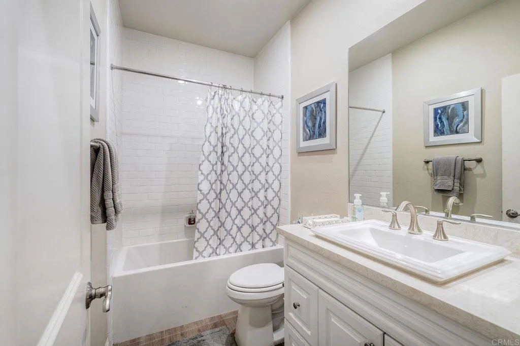 https://cdn.realtyfeed.com/cdn/127/306732914/63062256dbf03ba942db7e764641e1c9.webp