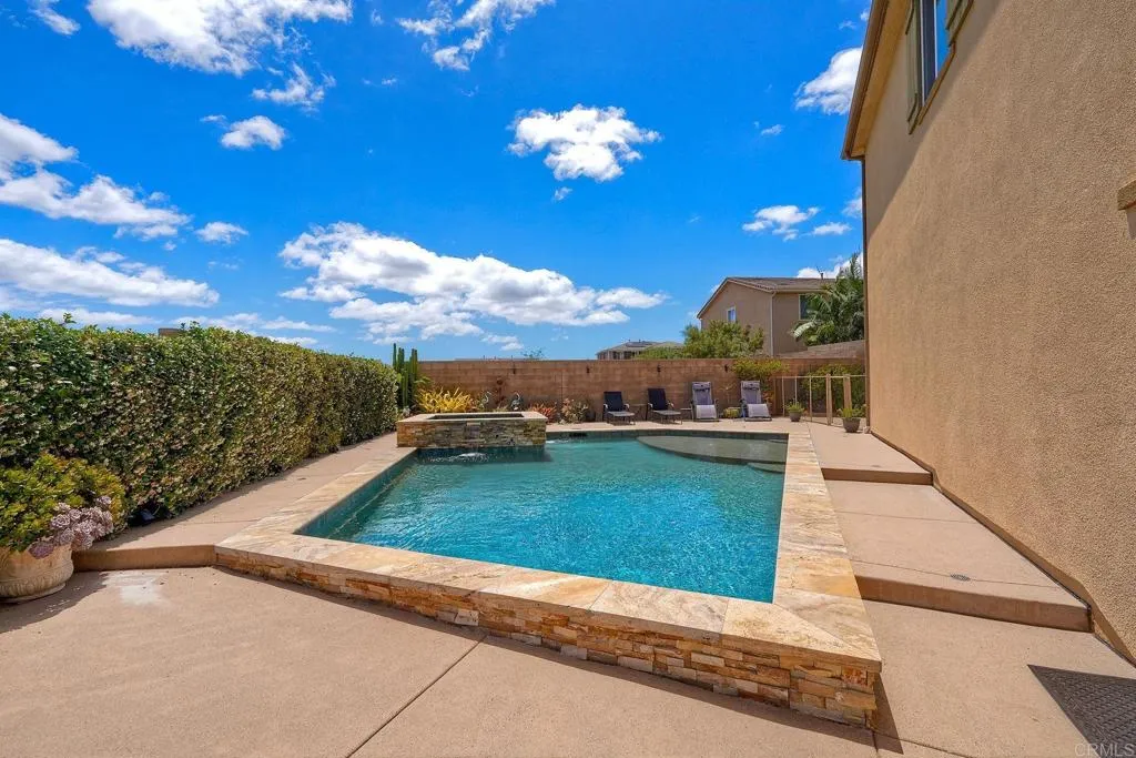 https://cdn.realtyfeed.com/cdn/127/306732914/b12d92938043d844a903e571d5344f1f.webp