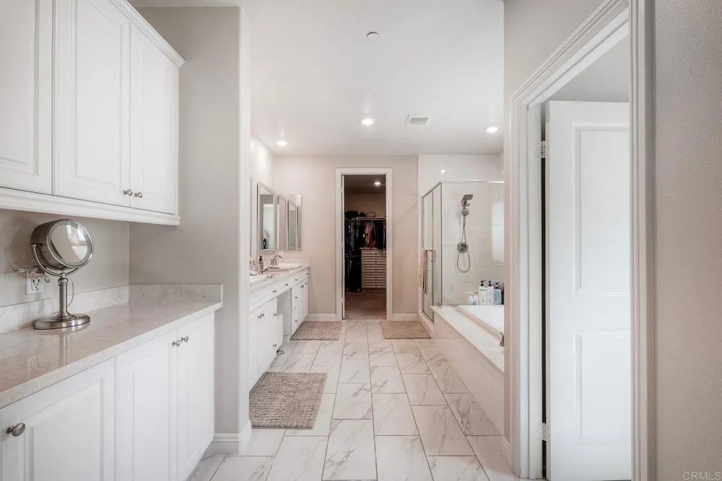 https://cdn.realtyfeed.com/cdn/127/306732914/bdc9d630af5392c7e17e0d76958cfc1f.webp