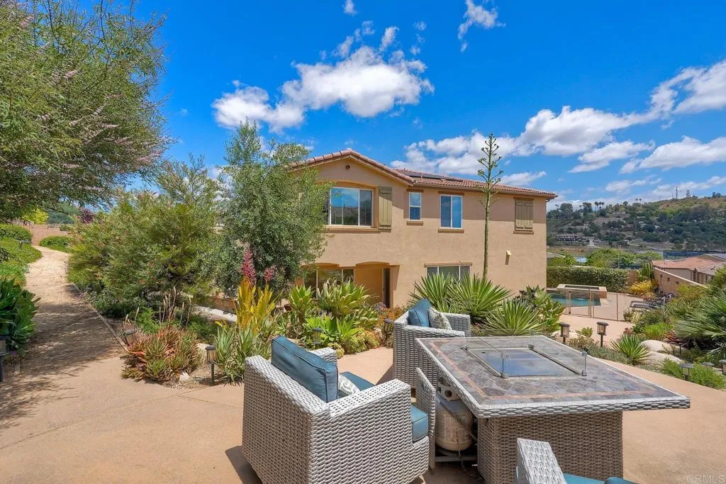 https://cdn.realtyfeed.com/cdn/127/306732914/f2f5a56743441d5fbdcb254e0621363a.webp