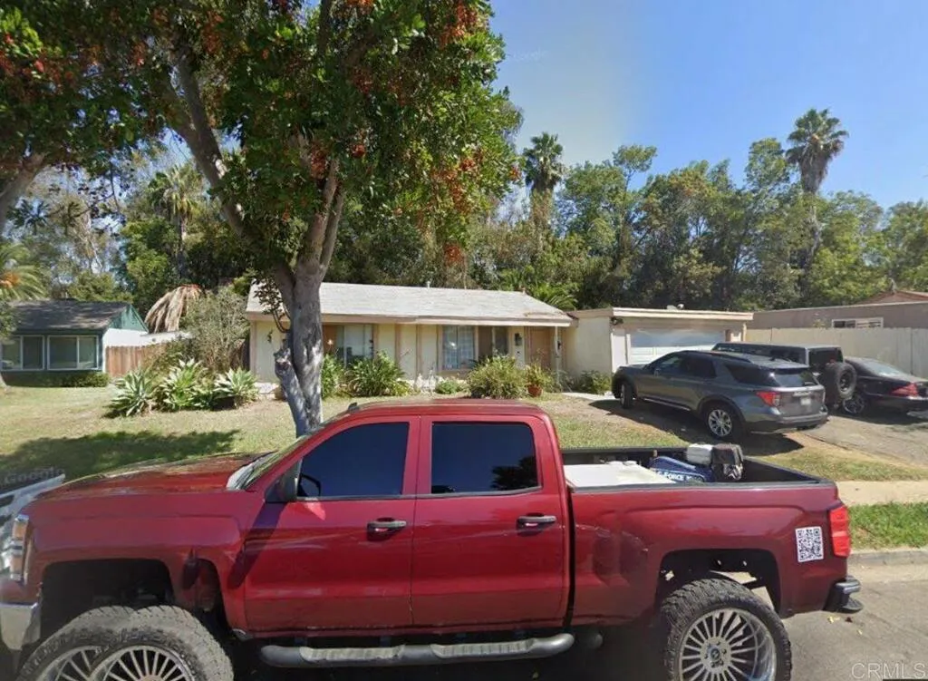 Vista, CA 92084