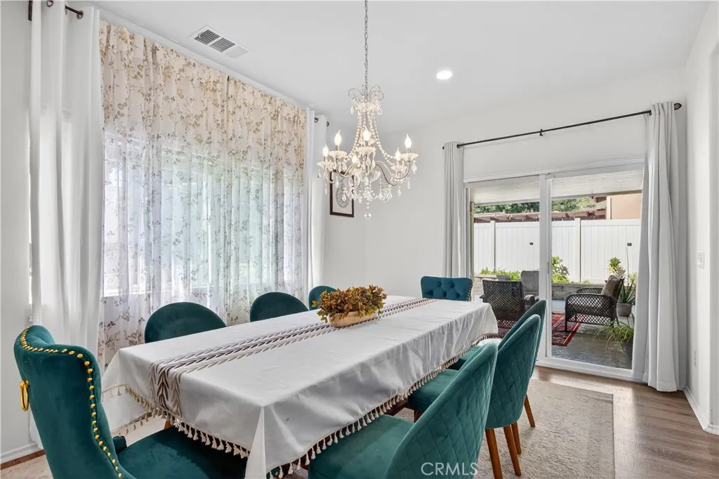 Photo #30: SW26119195 Listing: Photo #30