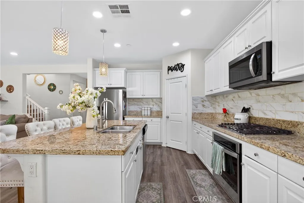 Photo #34: SW26119195 Listing: Photo #34