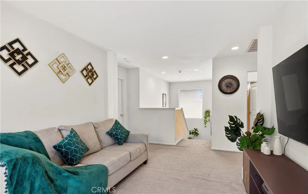 Photo #7: SW26119195 Listing: Photo #7