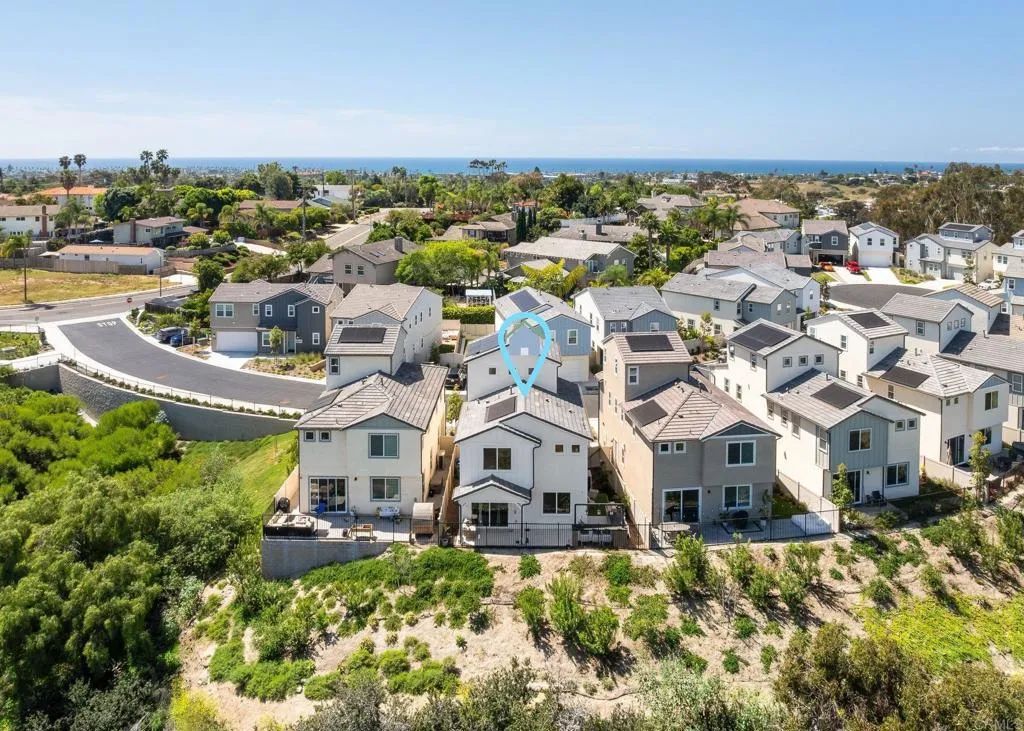 https://cdn.realtyfeed.com/cdn/127/306732991/18f33bb2669914a4c18bf47dc81affaa.webp