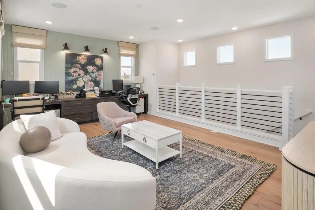 https://cdn.realtyfeed.com/cdn/127/306732991/2a575bda2c786020ad818318b9d1e89f.webp