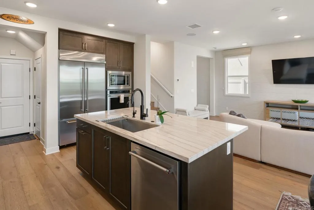 https://cdn.realtyfeed.com/cdn/127/306732991/4e089e1cd61217ff19bbc9f2e1ab778b.webp