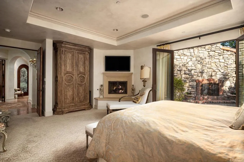 https://cdn.realtyfeed.com/cdn/127/306733091/3ad809de782584f210c28d95b746157a.webp