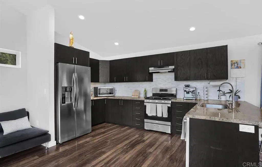 https://cdn.realtyfeed.com/cdn/127/306733109/1d91afb1471aa916e0661a8287d1d673.webp