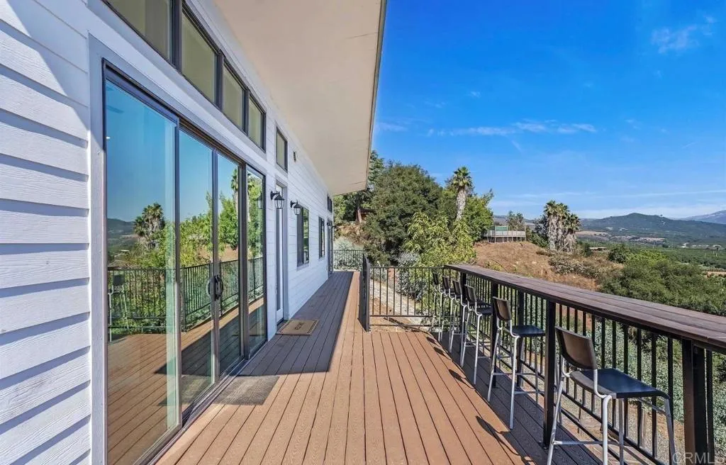 https://cdn.realtyfeed.com/cdn/127/306733109/656203f1dc25948cc043d086dcf31d2a.webp