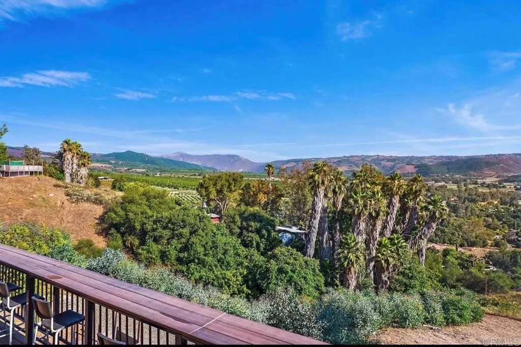 https://cdn.realtyfeed.com/cdn/127/306733109/a558d183c15de47f963ae0af9914b68e.webp