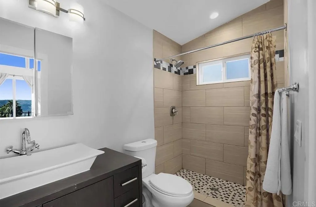 https://cdn.realtyfeed.com/cdn/127/306733109/ac01940a50cd0679599bed18c71e0160.webp