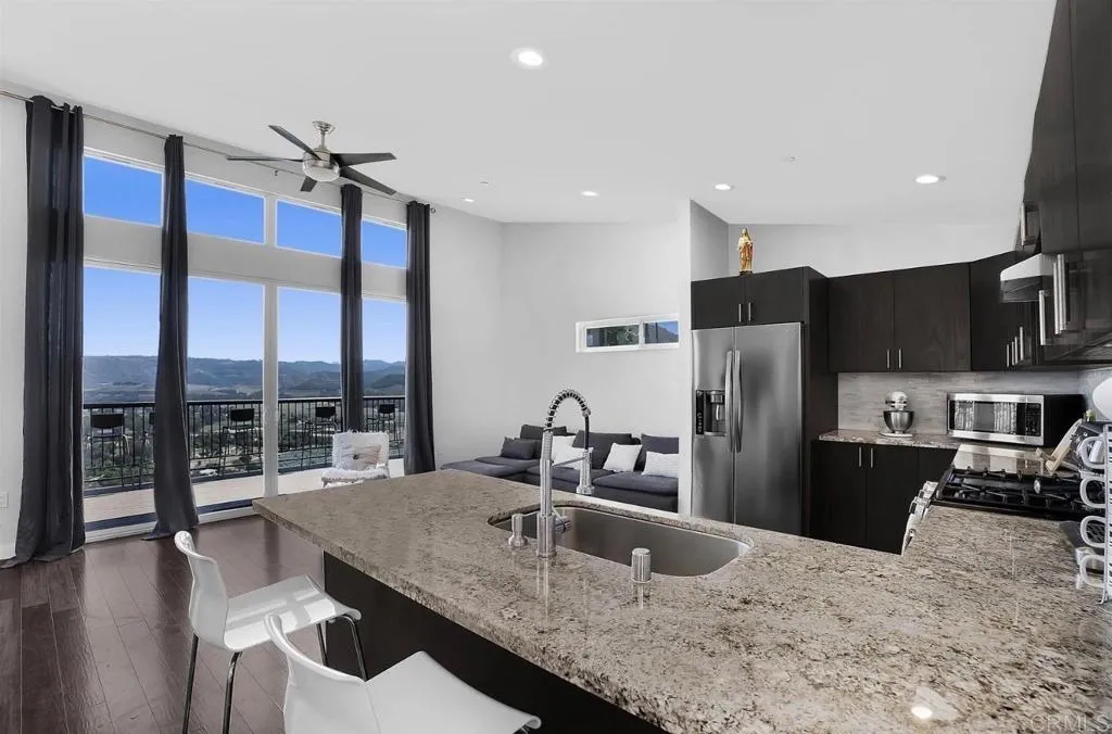 https://cdn.realtyfeed.com/cdn/127/306733109/c47b3137a4783b5532cd9f4f6a7ae444.webp