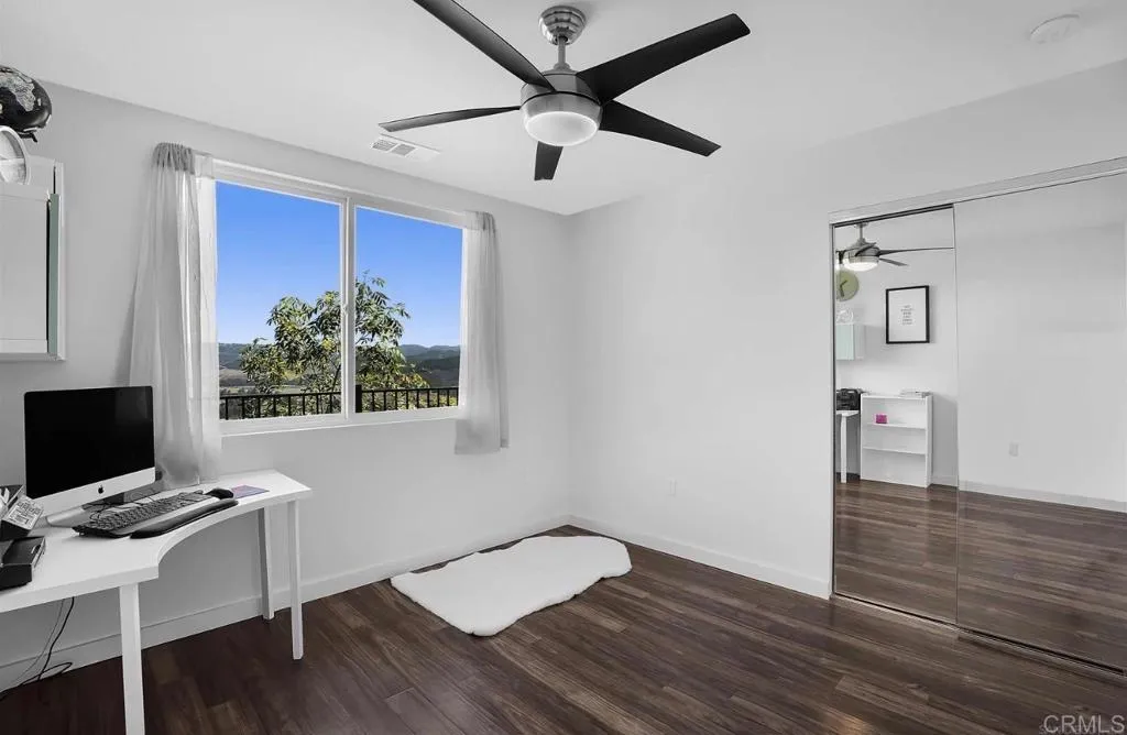 https://cdn.realtyfeed.com/cdn/127/306733109/cbe977882d7f37173bded9756f151364.webp