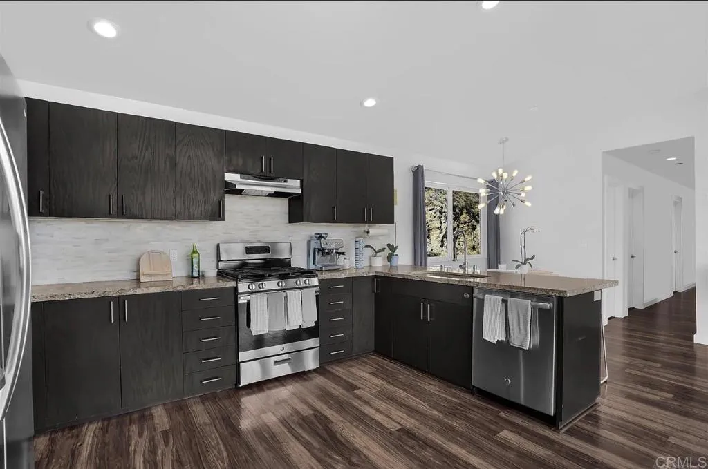 https://cdn.realtyfeed.com/cdn/127/306733109/e0aad14effd4520084d2b08fd990e9c1.webp