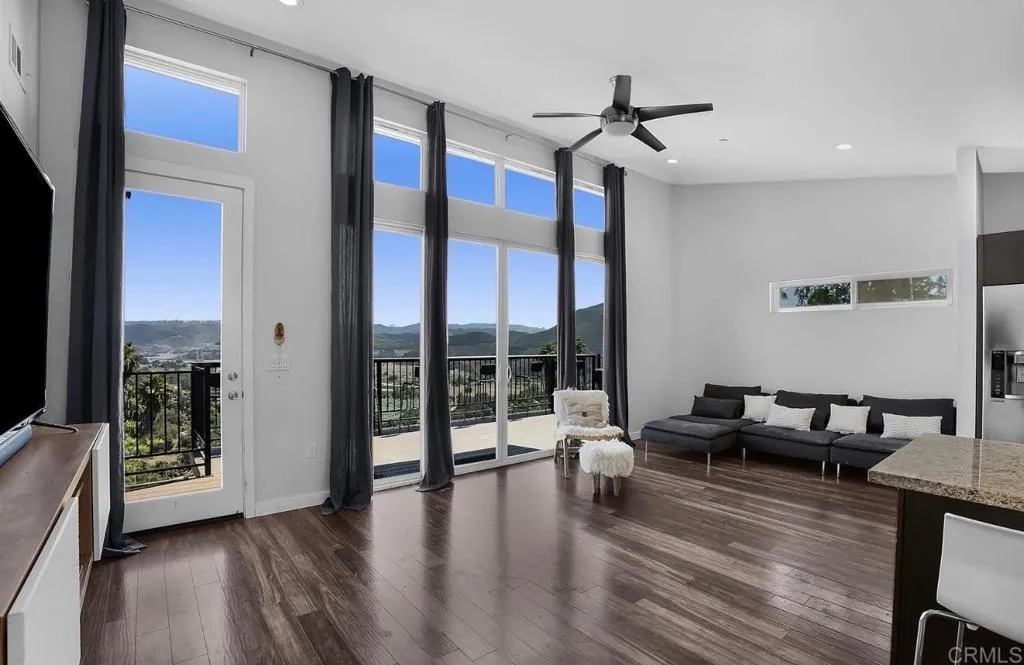 https://cdn.realtyfeed.com/cdn/127/306733109/f5b86a42066a57dbb2fb6709559aaec3.webp