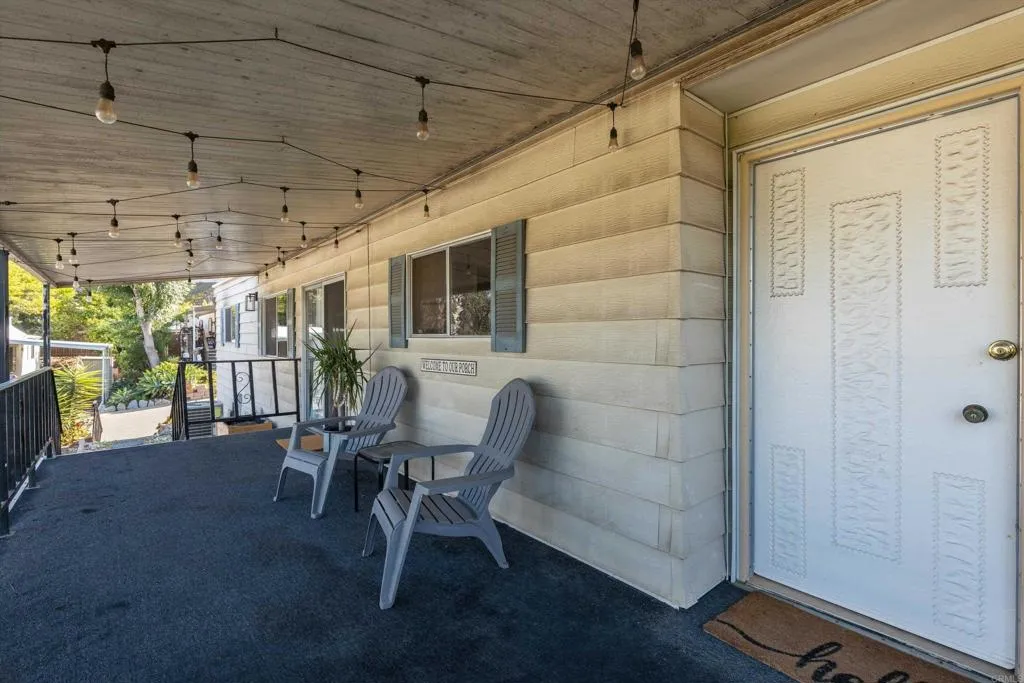 https://cdn.realtyfeed.com/cdn/127/306733114/2edd572f7034c233c7204a7ebfe6f44d.webp