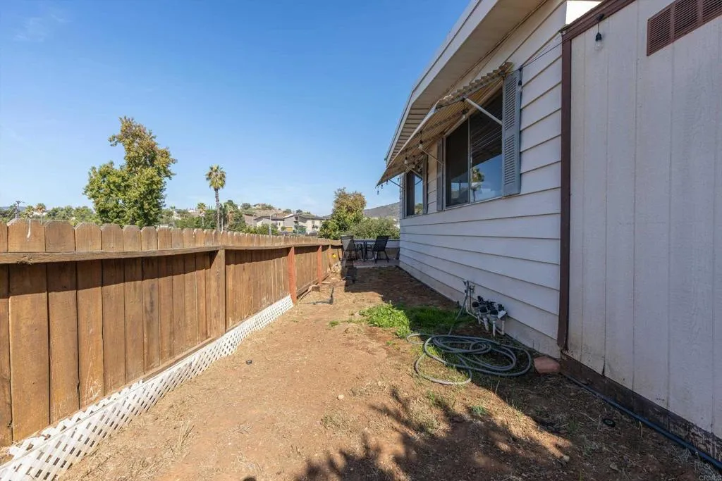 https://cdn.realtyfeed.com/cdn/127/306733114/478cf5ac85a5a0860ee7ea1364f31693.webp