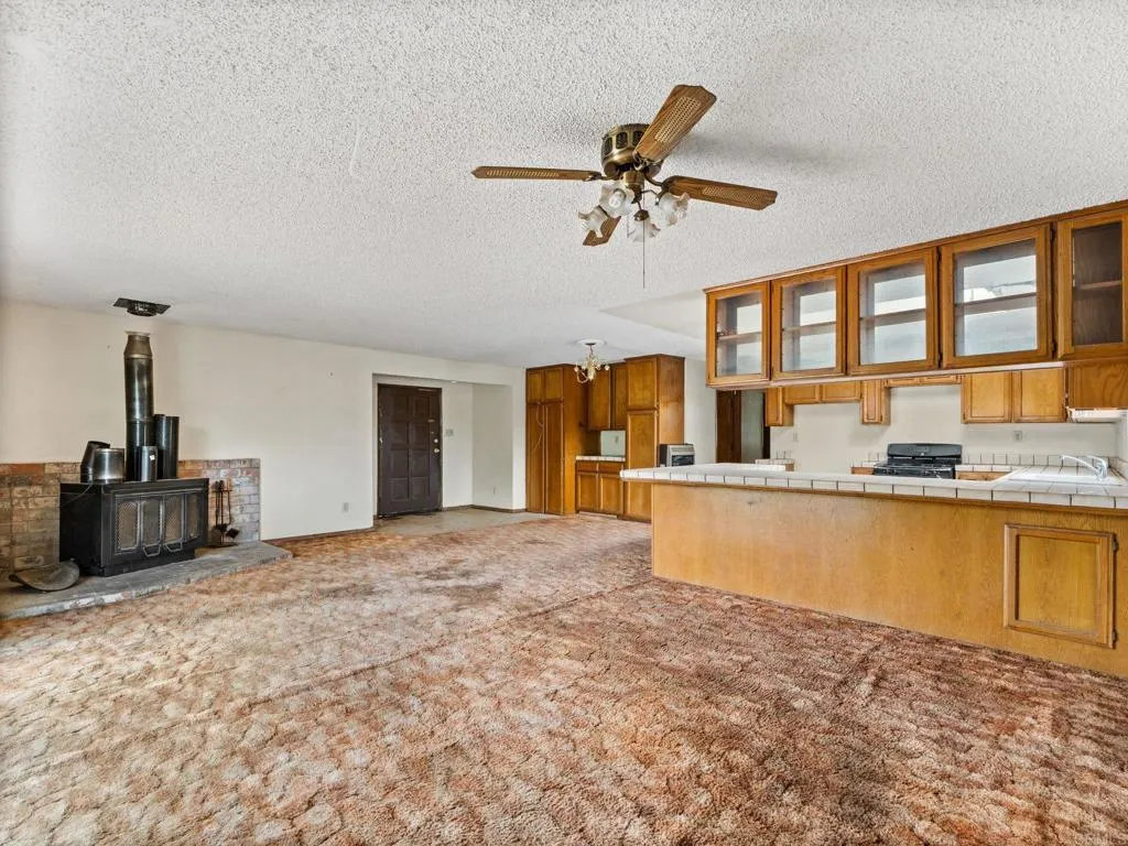 https://cdn.realtyfeed.com/cdn/127/306733142/df921512ed79625c1e5046d550a6ebc2.webp
