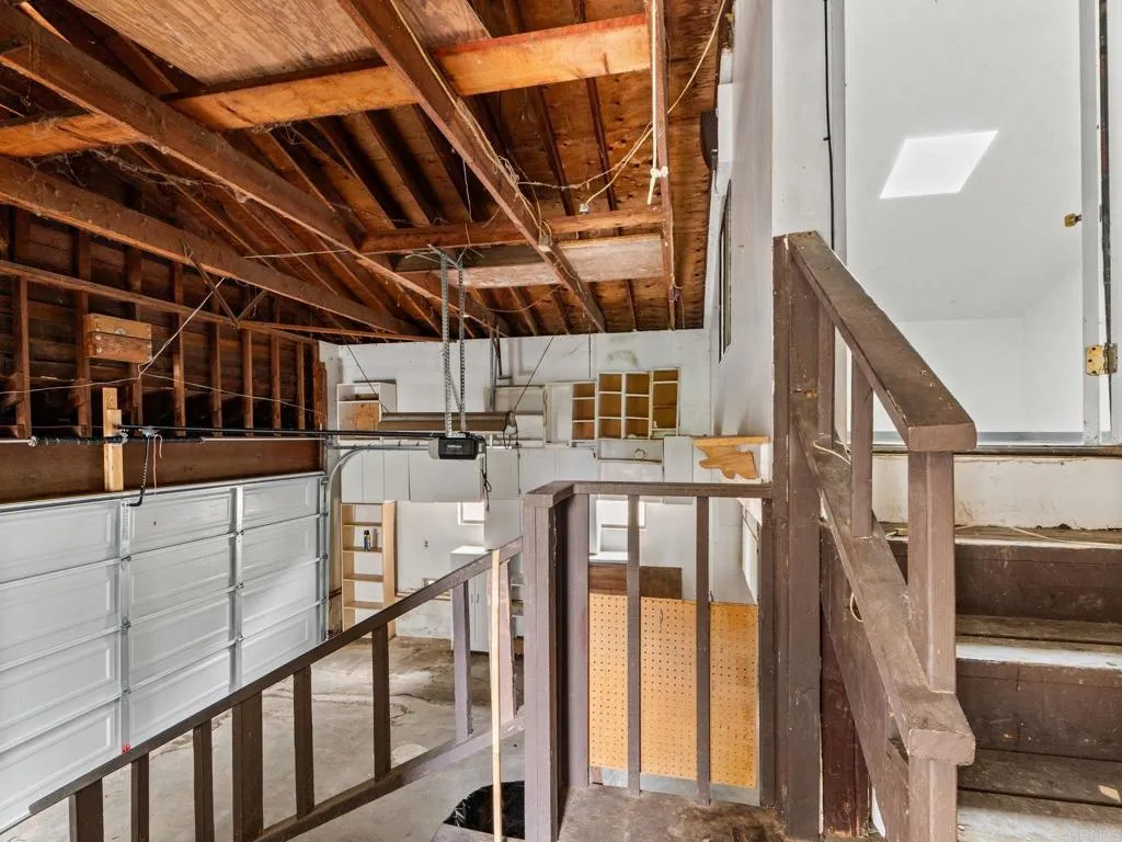 https://cdn.realtyfeed.com/cdn/127/306733142/eaa986d26b59c41e7b30461481a3a541.webp