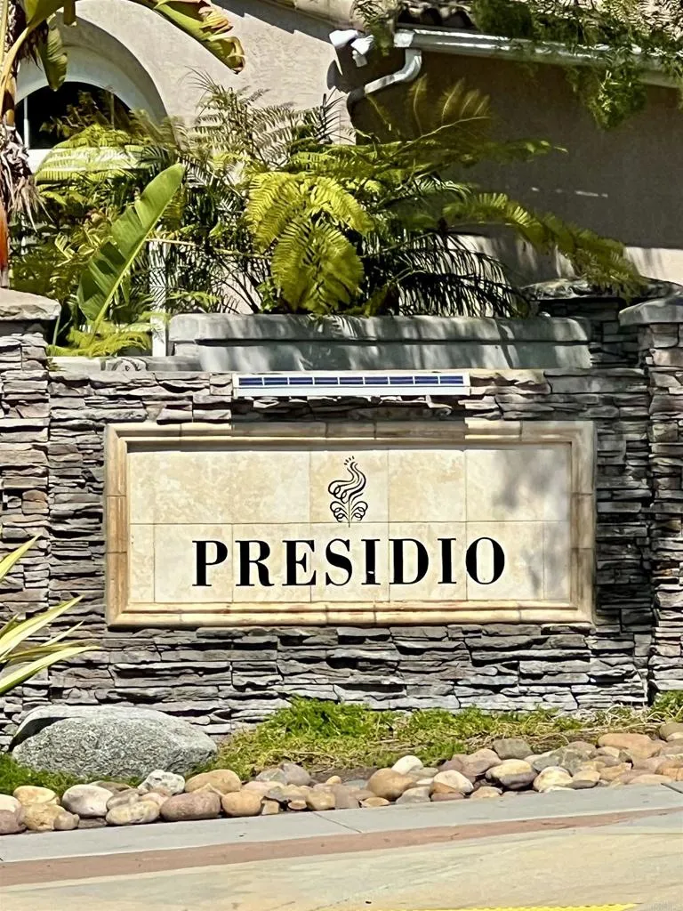 https://cdn.realtyfeed.com/cdn/127/306733169/edec01eef66046654a06e0c3b4f3dc7d.webp