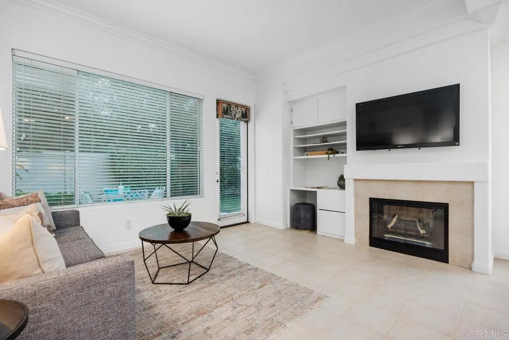 https://cdn.realtyfeed.com/cdn/127/306733172/1c8507e2e3712c2b360508fc08cc3447.webp