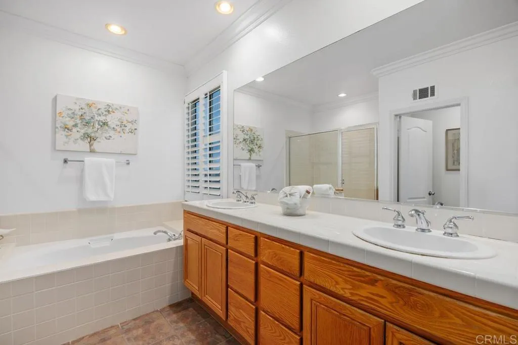 https://cdn.realtyfeed.com/cdn/127/306733172/2213b9dc010b8333d659d650b0835121.webp