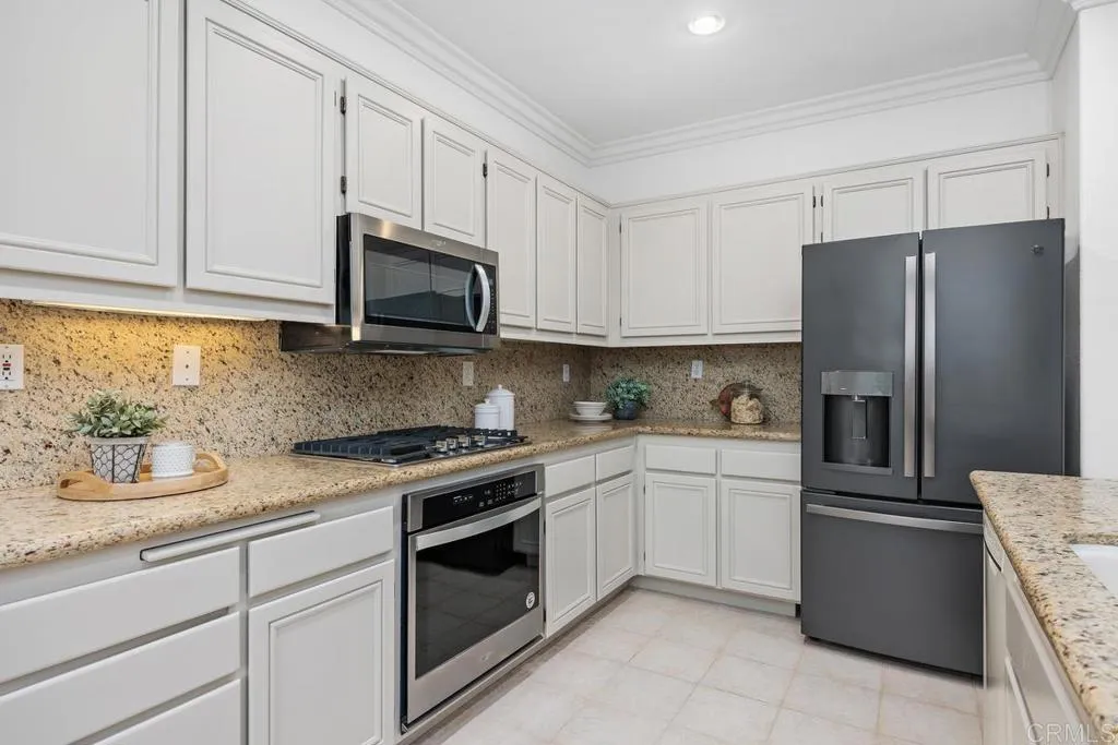https://cdn.realtyfeed.com/cdn/127/306733172/bd4b252968eb841b7270da6513b9c871.webp