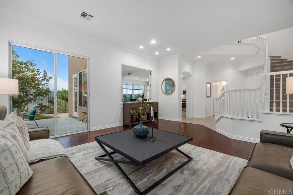 https://cdn.realtyfeed.com/cdn/127/306733172/cedc136a274bfb7d7952ed66ffbdf5d7.webp