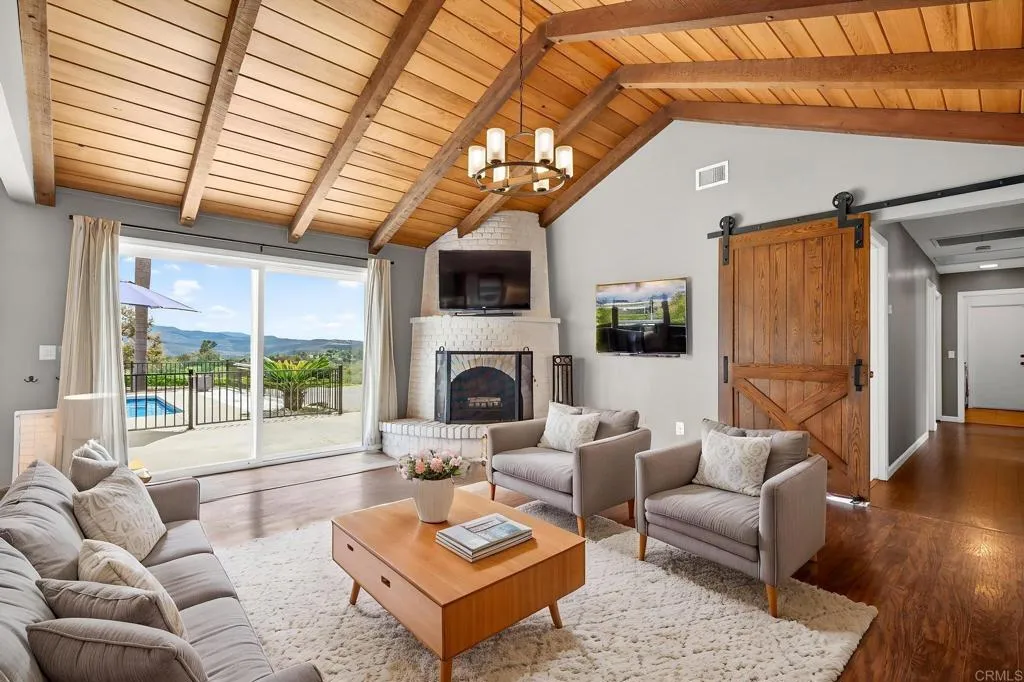 https://cdn.realtyfeed.com/cdn/127/306733182/127ede56d1ad66a4e01800c146222d5b.webp