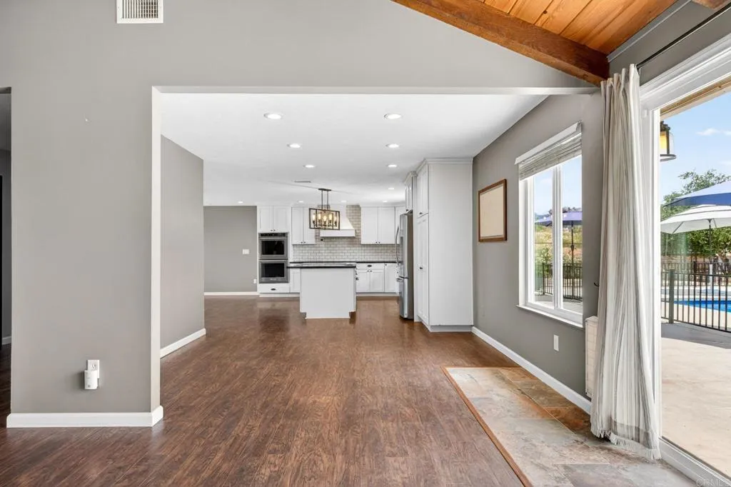 https://cdn.realtyfeed.com/cdn/127/306733182/2a8558a59977aa9fe9a54b8720549de4.webp