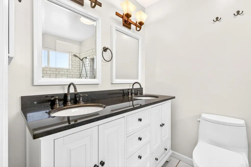 https://cdn.realtyfeed.com/cdn/127/306733182/a12a88c43ed3fc04f04bb934dc06ff15.webp