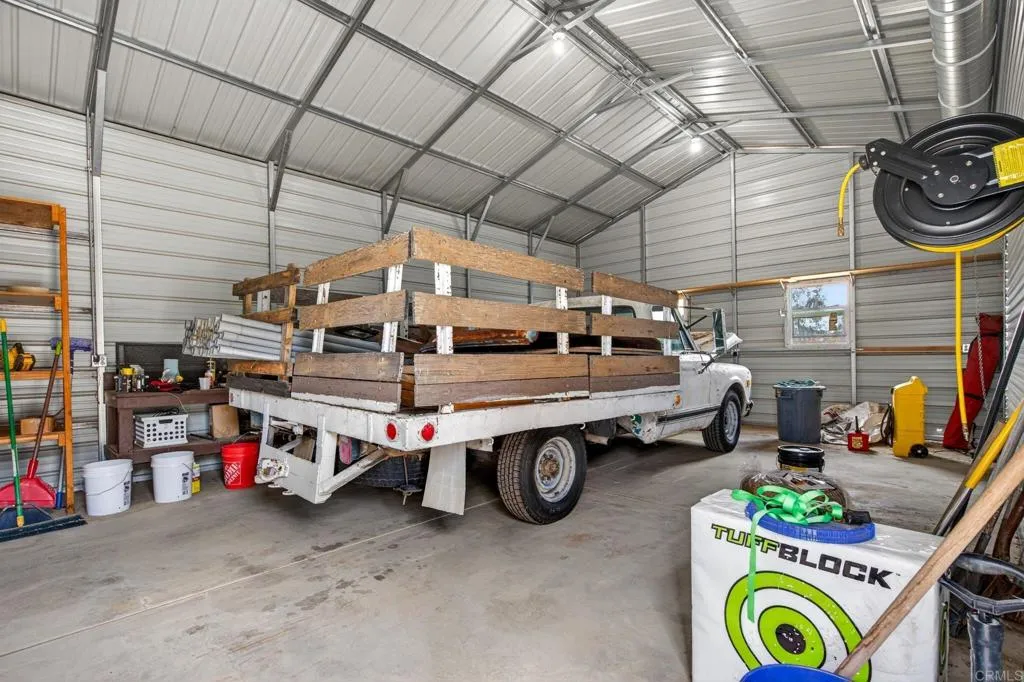 https://cdn.realtyfeed.com/cdn/127/306733182/e5d9edf0b26971f51c35e556ccb4eb02.webp